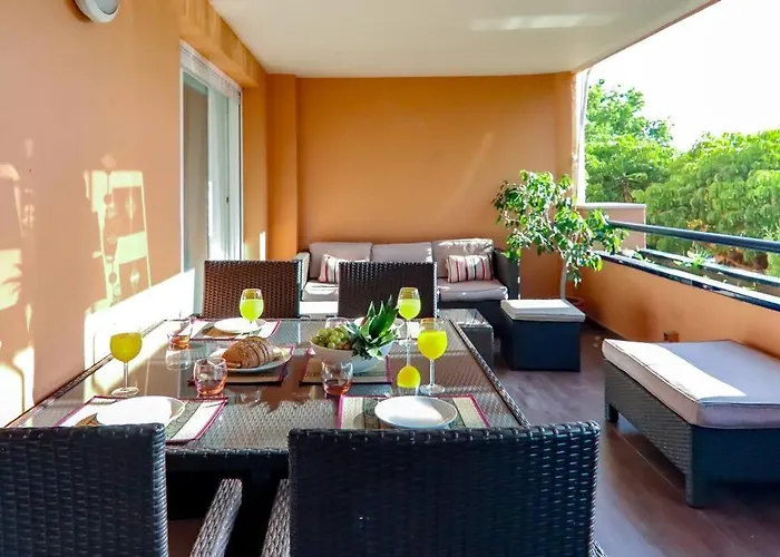 Apartment Oleholidays H. San Manuel 600 Mts. A La Playa Marbella